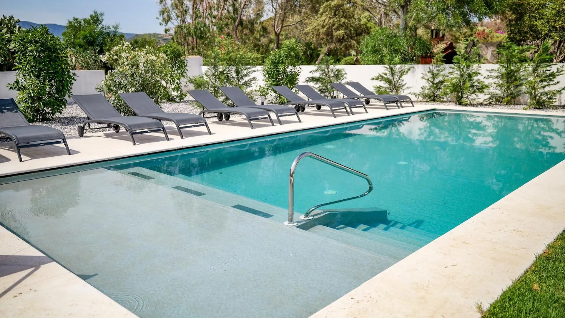 Aparthotel Sirius Porto Giunco Villasimius